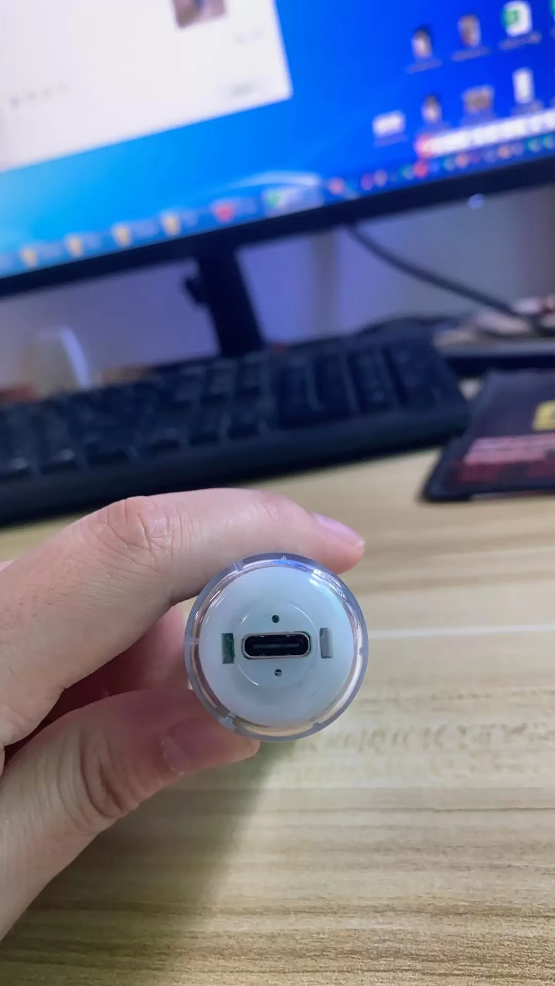 喜貝抛棄式電子煙-3.webp 喜貝抛棄式電子煙-3.webp